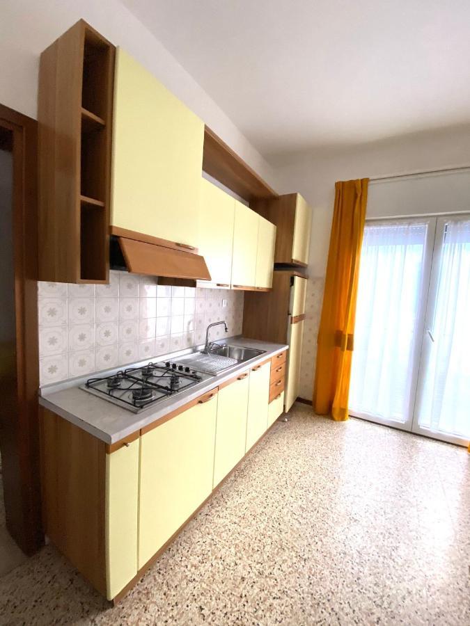 Euroresidence - Piazza Mazzini- 30 Mt Dal Mare - Immobil Relax Lido di Jesolo Buitenkant foto
